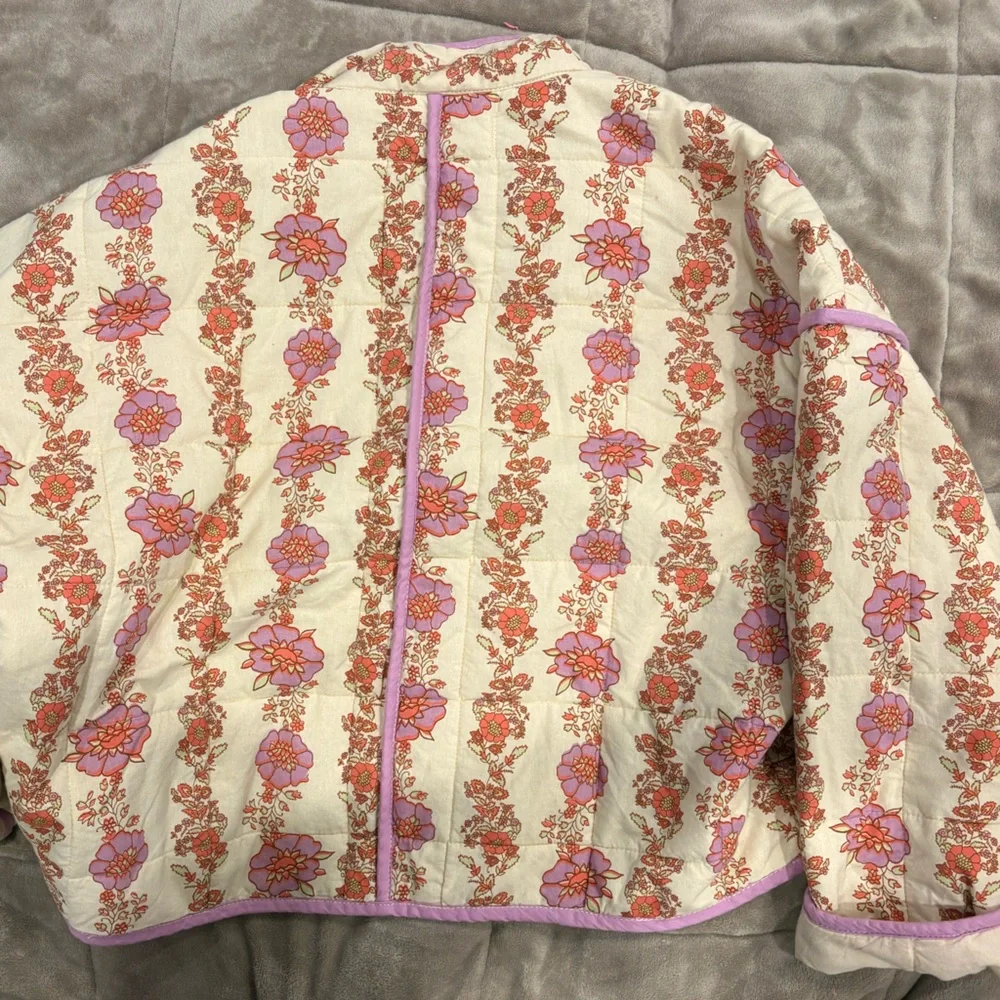 Free People Floral Quilted Puffer Jacket - Cream and Pink - Picture 3 of 4
